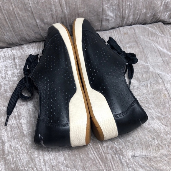 Dansko Shoes Orli Sneakers Lace Up 4711020302 Black Leather Casual Womens 41 EUC - Picture 9 of 16